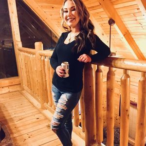 Meet your Posher, Taylor